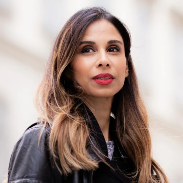 Leila Gharani YouTube channel profile image