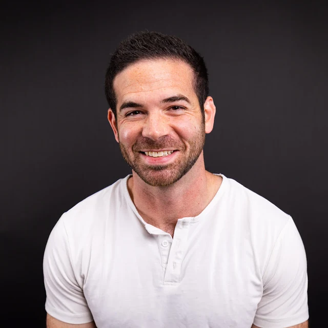 Ryan Daniel Moran YouTube channel profile image